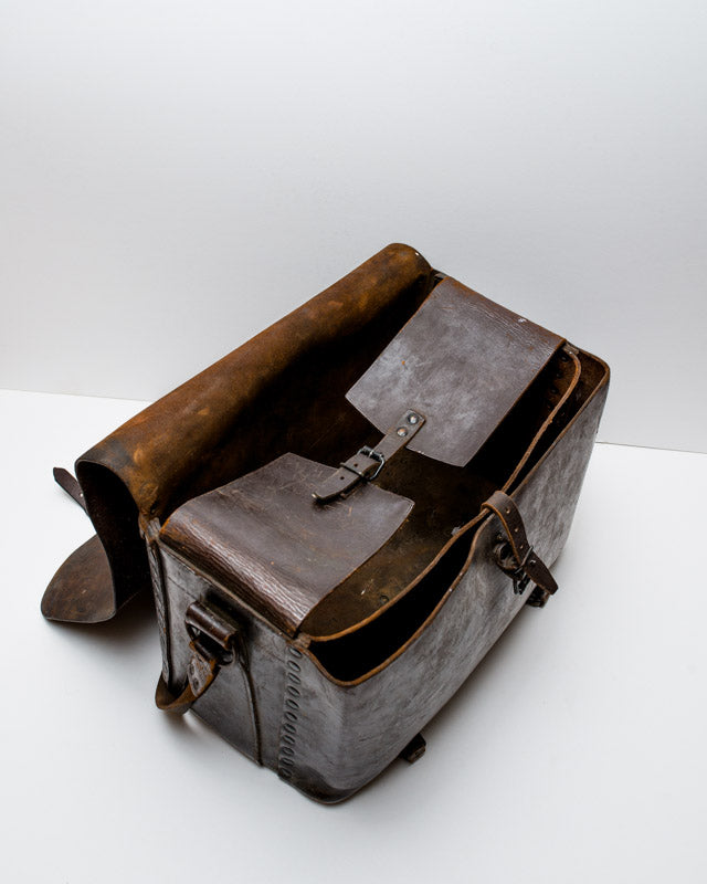 1920’S LEATHER BOX BAG