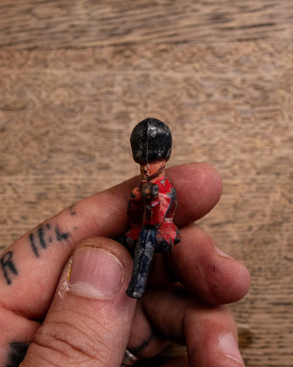 Antique rifleman Toy