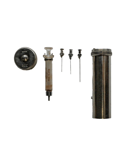 Crest 2CC Syringe Kit WW2