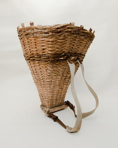 LARGE WOVEN SWISS FARMING BACKPACK