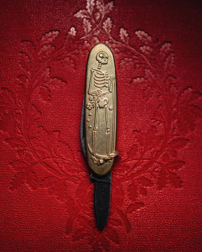 Mr Skelly Pocket Knife