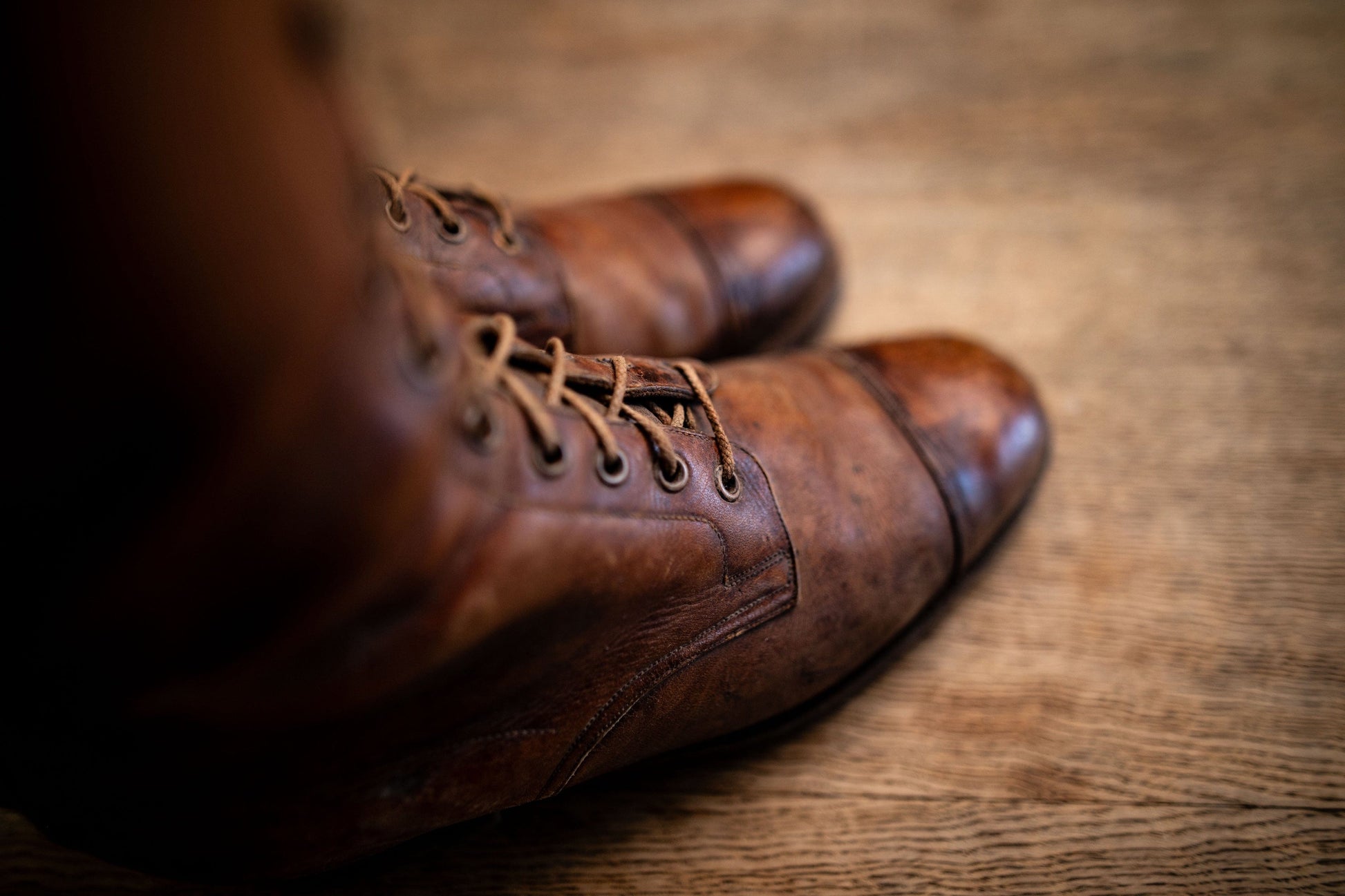 physical Beautiful early riding boots