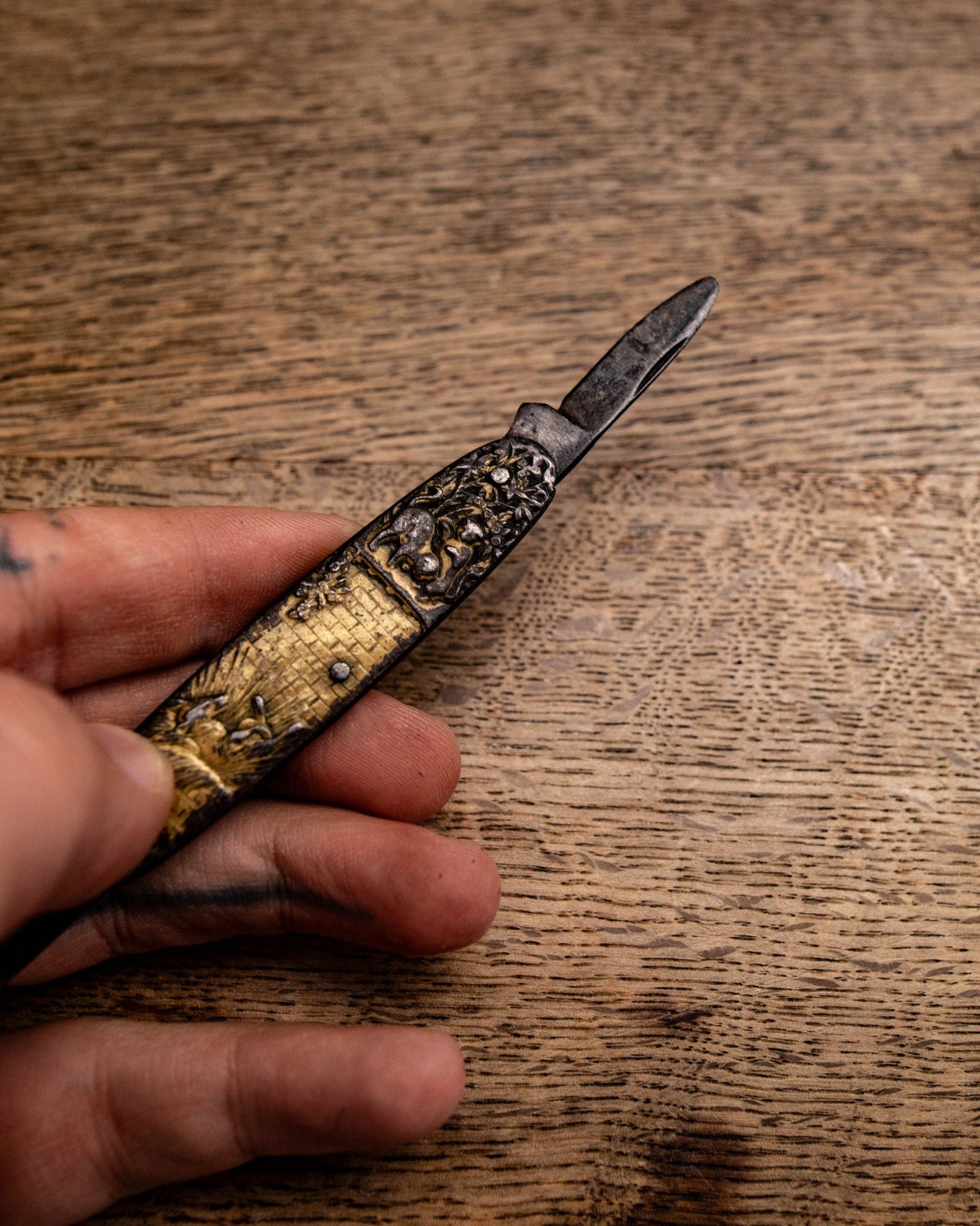 Rare brass 2 faced pocket knife