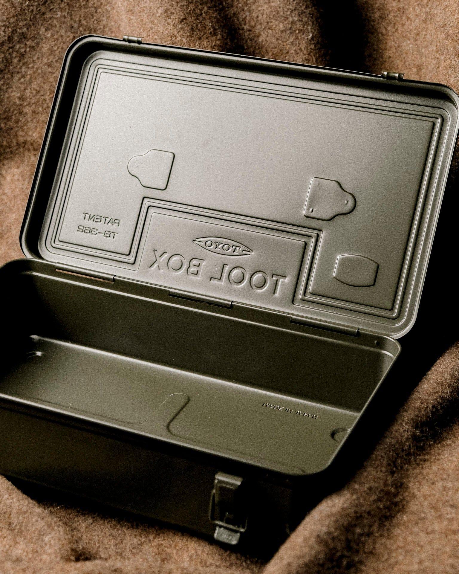 TOYO Trunk Toolbox TB-362