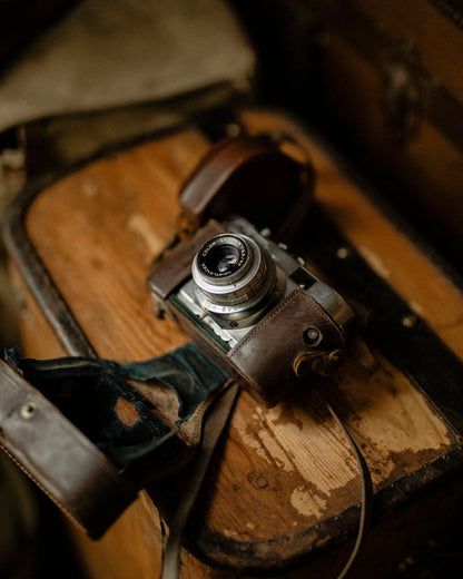 Voigtländer VITO B Non-working Display Camera w/Leather Case + Lens Hood